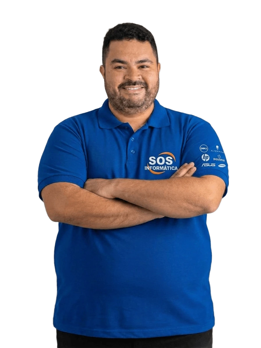 Edmilson, fundador e técnico responsável da SOS Informática